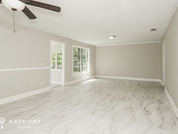 3rd image of 4629 Harden Blvd