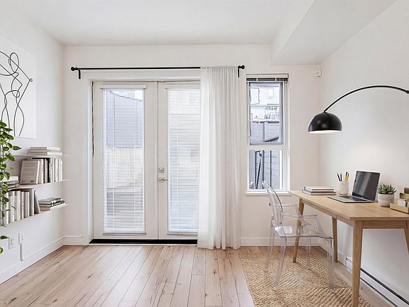 4th image of 1228 Hudson St #31