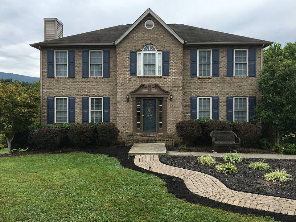 1st image of 626 Crystal Anne Ln