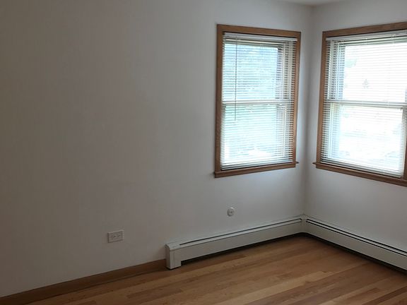 3rd image of 8558 W Gregory St