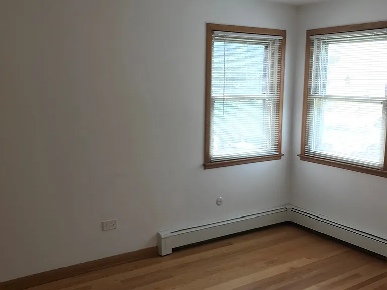 8558 W Gregory St — Photo 3