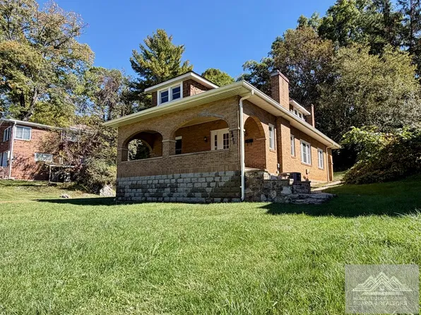 1617 Ohio St, Bluefield, WV 24701