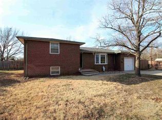 523 S Elm St, South Hutchinson, KS 67505