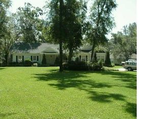 38520 Lakeview Dr, Lady Lake, FL 32159