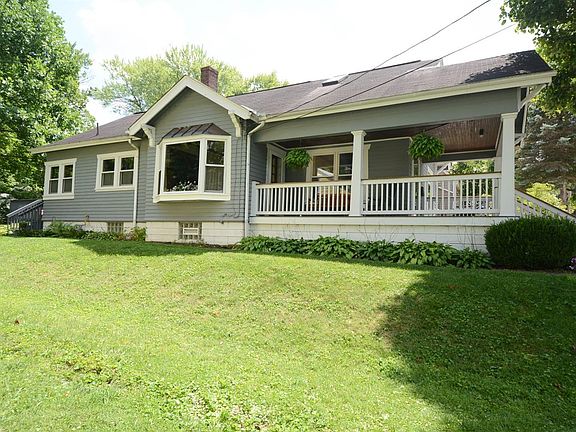 2nd image of 647 Wallace Ave