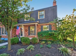 33 Creekwood Sq, Cincinnati, OH 45246