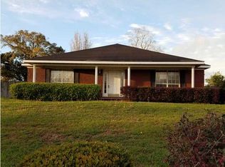 8962 Green Valley Dr, Theodore, AL 36582