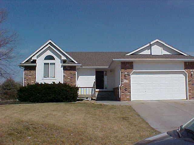 1st image of 344 Oakmont Ct