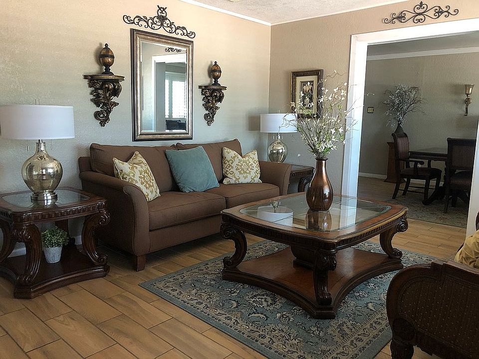 1st image of 657 De Vargas Dr
