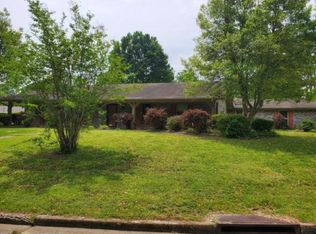 504 Maury Cir, Tupelo, MS 38801