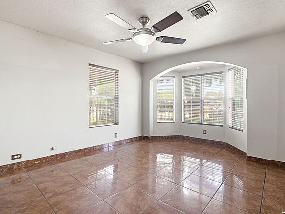 5th image of 235 Tampa Ave