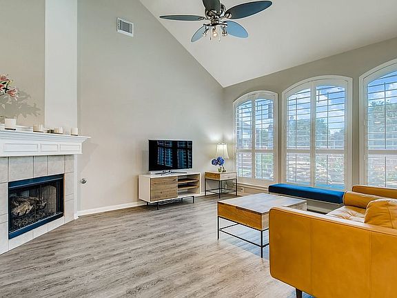 3rd image of 4114 Placid Creek Way