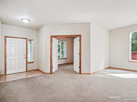 4th image of 18122 73rd Ave E