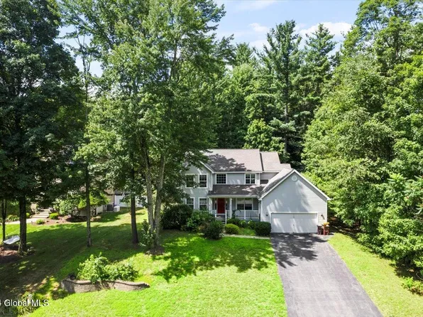 14 Moonglow Road, Gansevoort, NY 12831