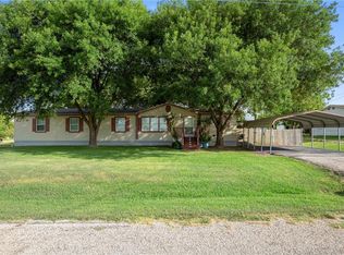 214 Tumbleweed Trl, Kyle, TX 78640