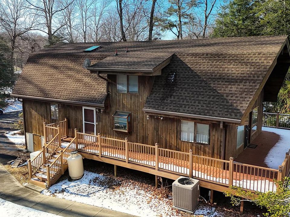 1st image of 23207 Boat Dock Ct E