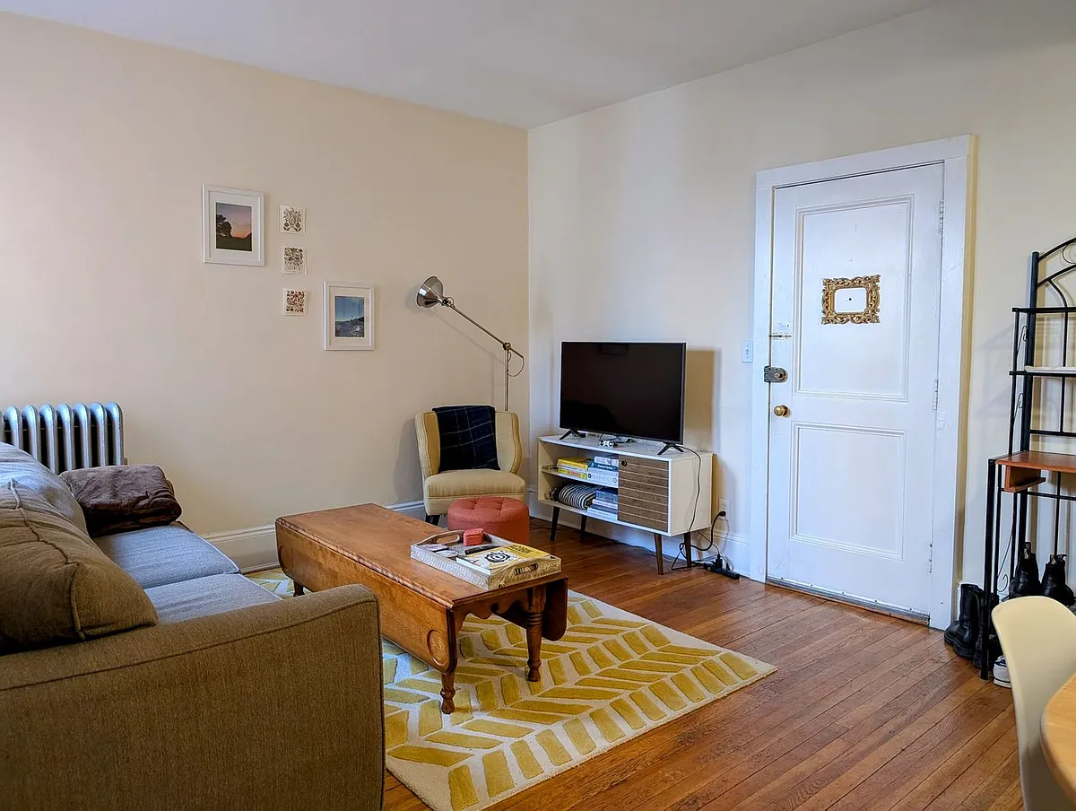 Building Photo - 9 Fuller St #2B