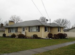 2140 Sarkies Dr NE, Warren, OH