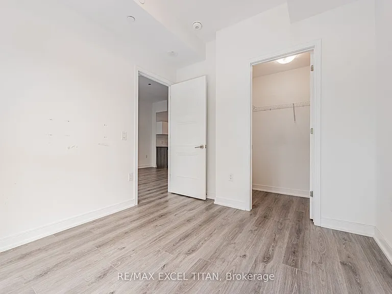 25 Neighbourhood Ln #205 — Photo 21