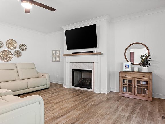 2nd image of 8665 Woodbury Acre Ct