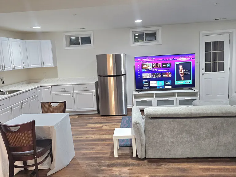 6608 Corbel Way #BASEMENT — Photo 12