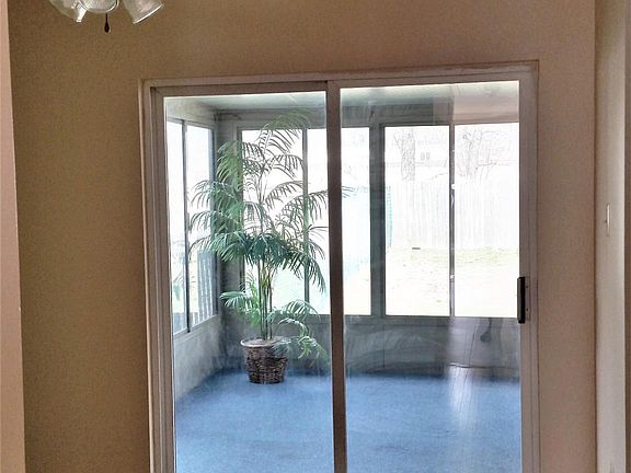 Dining room & sunroom