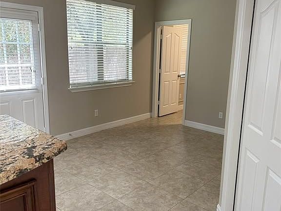 3rd image of 5600 Alvin A Klein Dr Unit 28