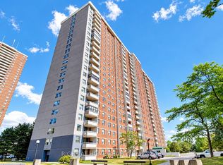 205 Hilda Ave #2212, Toronto, ON M2M4B1