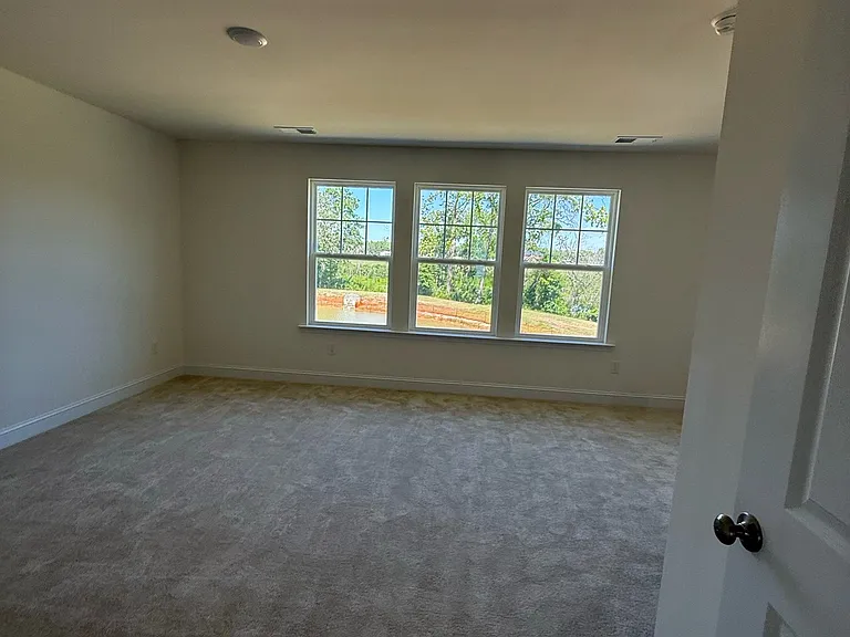 40 Clementine St — Photo 16