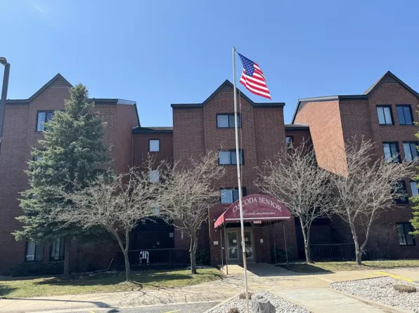 5951 N Skeel Ave Unit 306, Oscoda, MI 48750