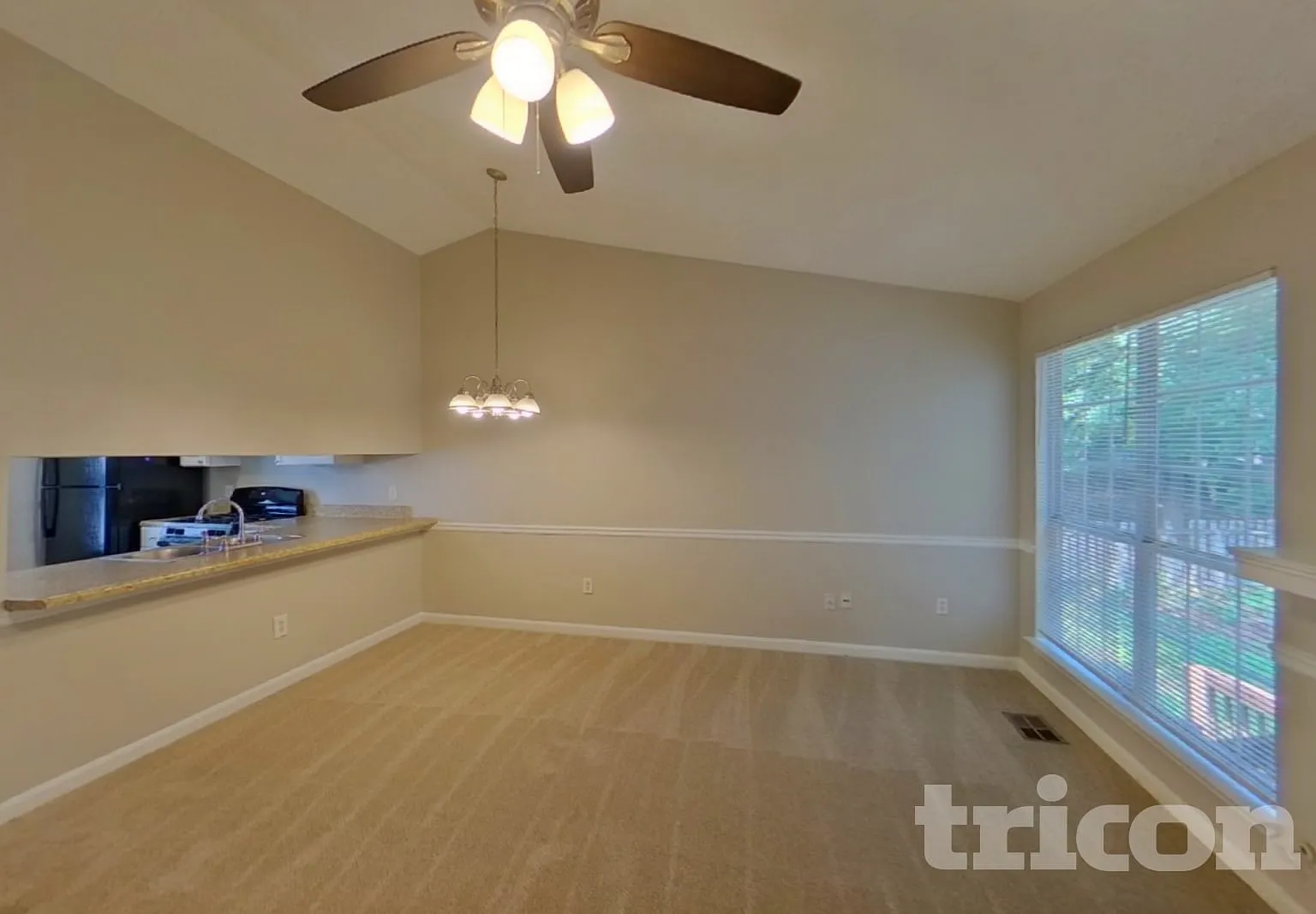 5020 Millers Glen Lithonia GA — Photo 4