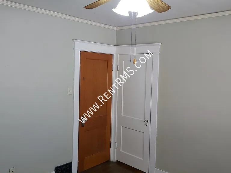 1272 SW Western Ave #2 — Photo 16