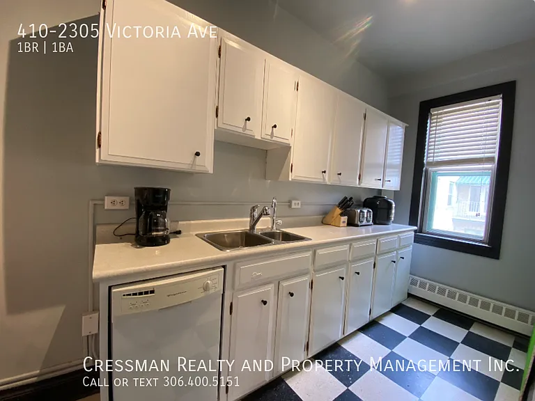 2305 Victoria Ave — Photo 40