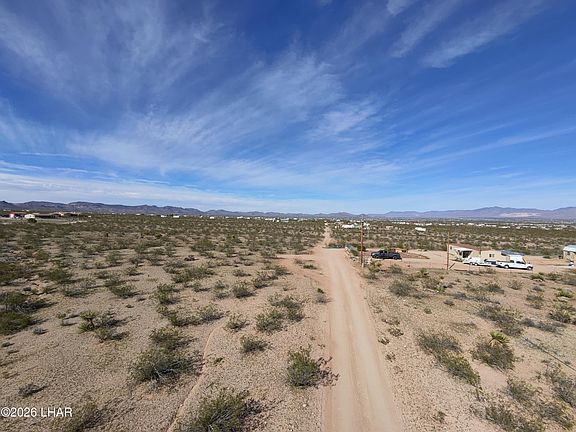 3rd image of 1917 S Ehrenberg Rd