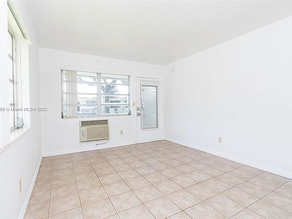 4th image of 9580 NE 4th Ave #9