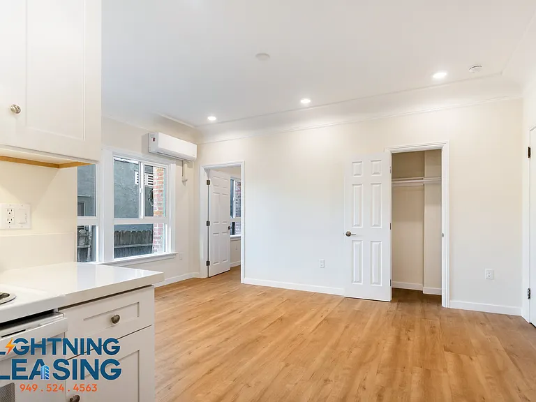 5503 W Romaine St #102 — Photo 8