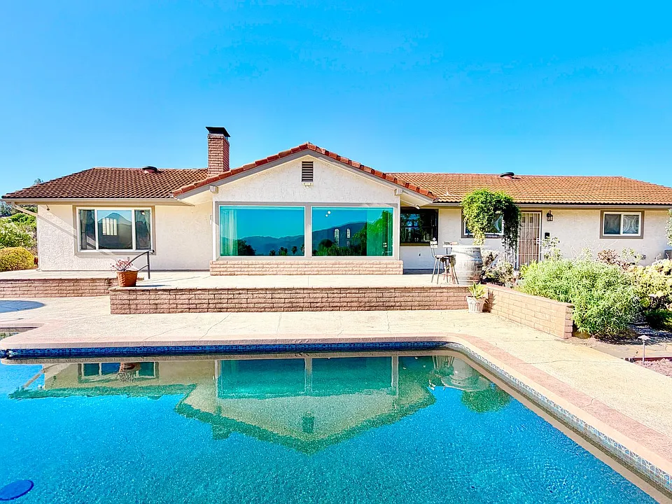 1509 Macadamia Dr