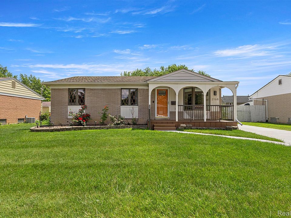1st image of 2168 Garry Dr