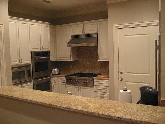 3rd image of 4240 Prescott Ave APT 8B