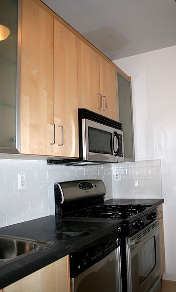 2nd image of 21 E 118th St APT 2B