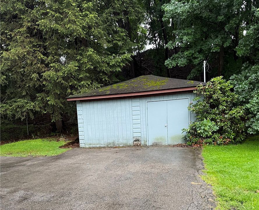 2nd image of 434 N Croton Ave