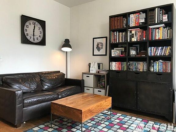 3rd image of 2911 N Seeley Ave #1F