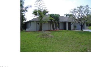 1706 SE 1st Ter, Cape Coral, FL 33990
