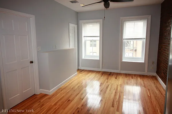 Rented by Living New York | media 12