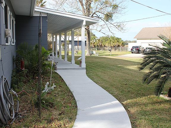 2nd image of 1143 N 15th St