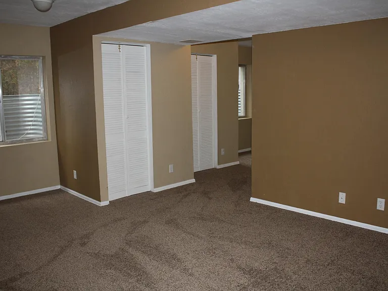 9639 Sun Meadow St — Photo 7