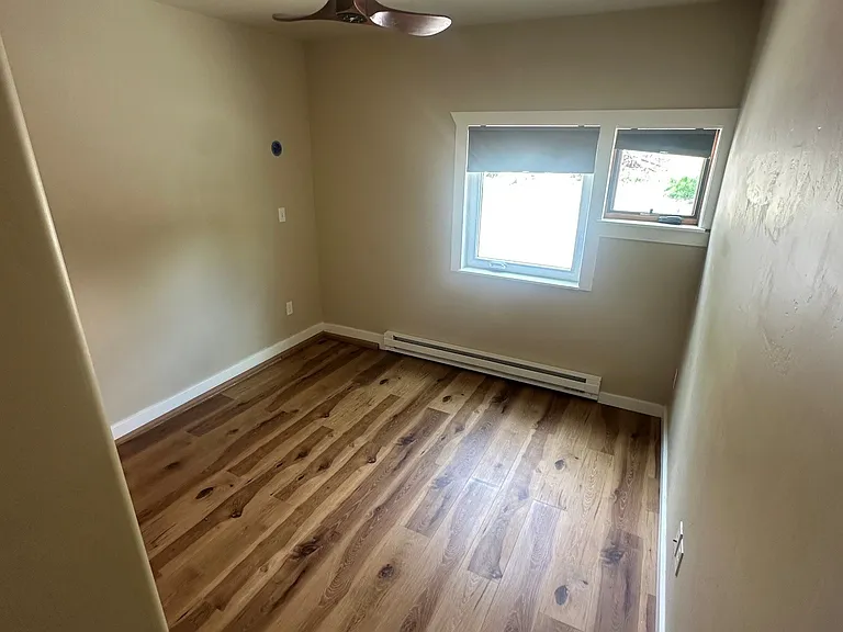 1154 E 4th Ave #B — Photo 5