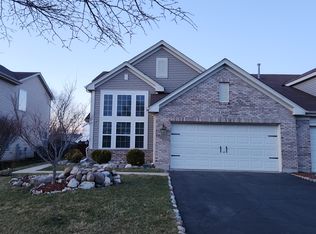 1848 Spinnaker St, Hampshire, IL 60140