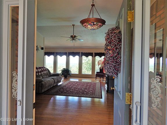 4th image of 10707 Coogle Ln