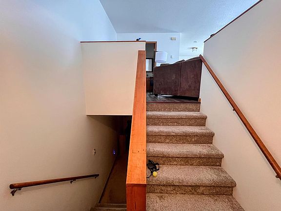 3rd image of 93 1ST STREET